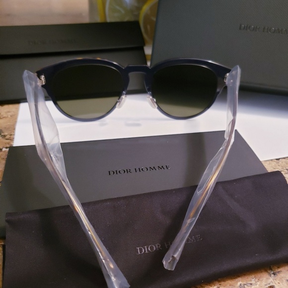 LAST STOCK❤ New DIOR Titanium Wayfarer Sunglasses - Picture 7 of 8